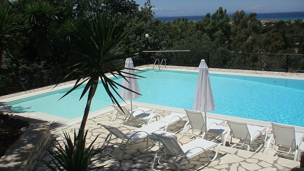Natural Blue Green Apartment Almiros Beach Dış mekan fotoğraf