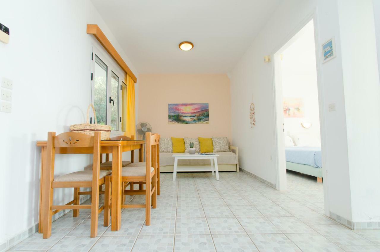 Natural Blue Green Apartment Almiros Beach Dış mekan fotoğraf